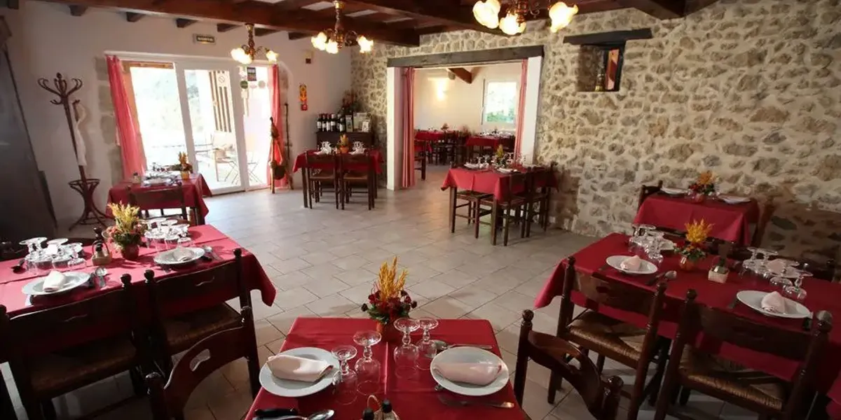 Ferme Auberge Restaurant Le Vieux Chene