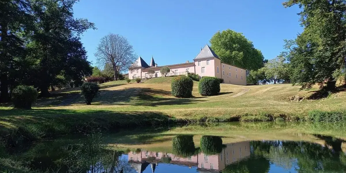 Château Les Dames de la Renardière