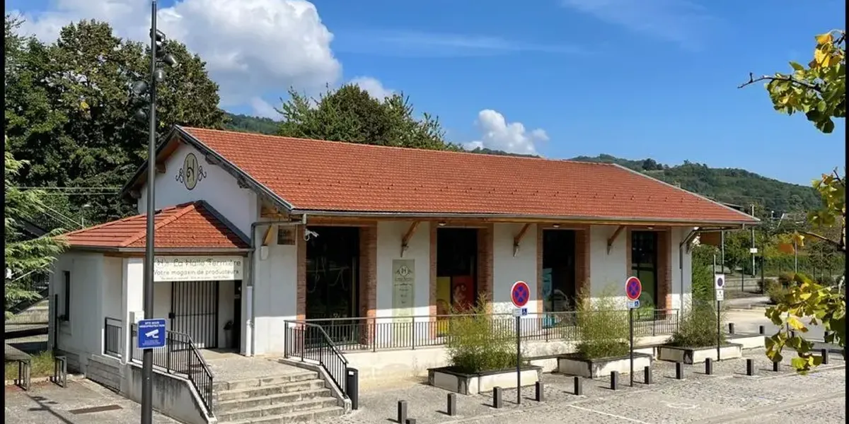 La halle fermière
